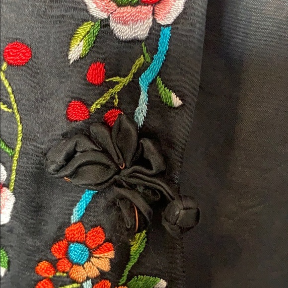 Delicate Chinese jacket - Picture 3 of 11